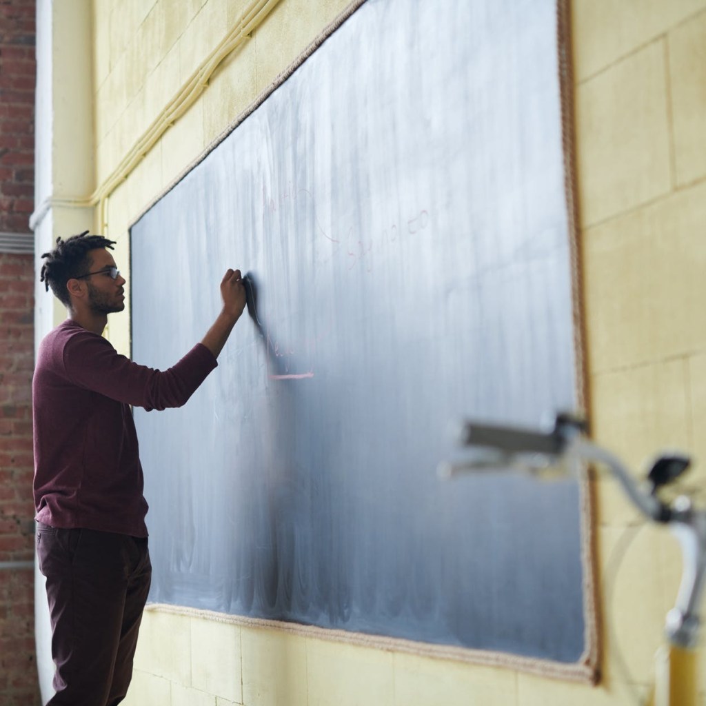 educating-in-classroom